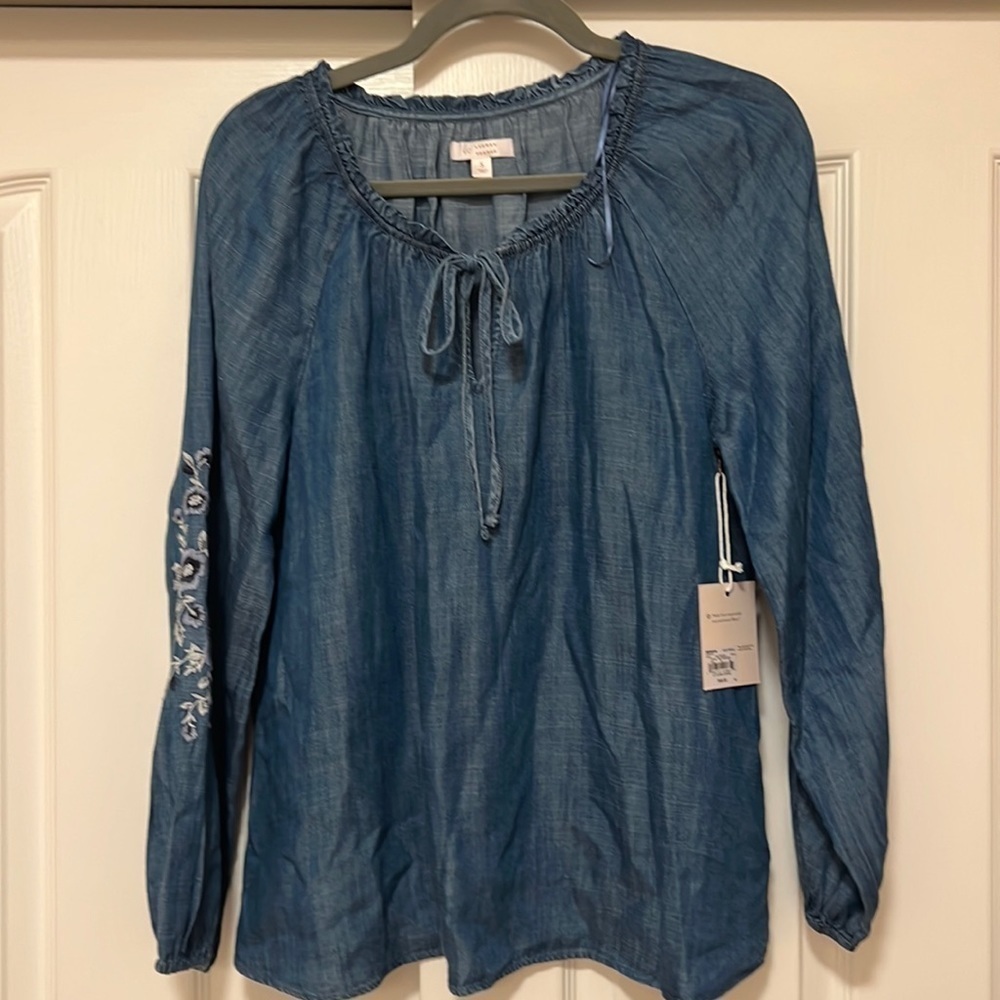 LC Lauren Conrad Top - NWT - Small Plus